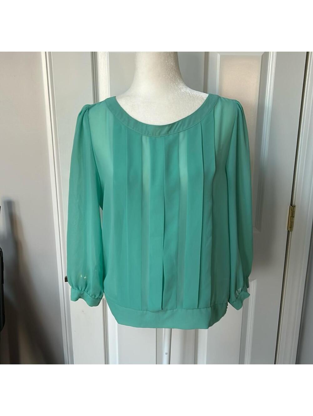 Forever 21 blouse